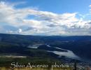 Vista dello Yukon river e Dawson City dal Midnight dome